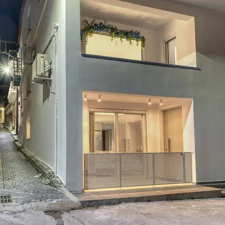 Manos Loft Apartment